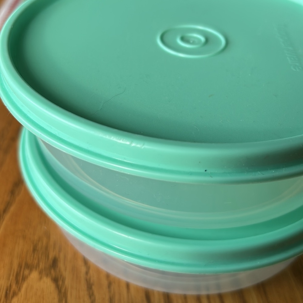 Tupperware Containers - Picture 7 of 8